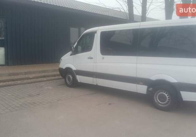 Белый Мерседес Sprinter, объемом двигателя 2.2 л и пробегом 380 тыс. км за 12600 $, фото 13 на Automoto.ua