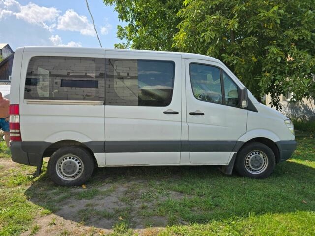 Белый Мерседес Sprinter, объемом двигателя 2.1 л и пробегом 290 тыс. км за 11500 $, фото 5 на Automoto.ua
