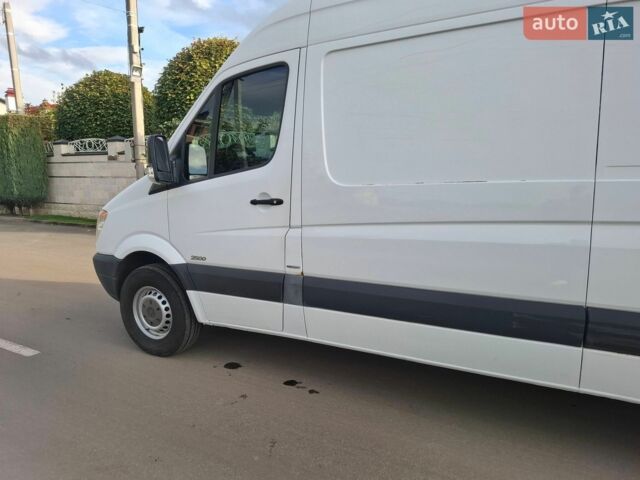 Белый Мерседес Sprinter, объемом двигателя 2.99 л и пробегом 200 тыс. км за 17300 $, фото 16 на Automoto.ua