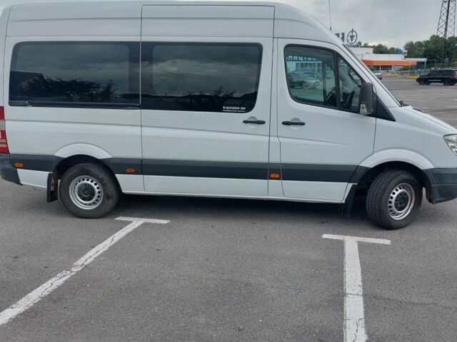 Белый Мерседес Sprinter, объемом двигателя 2.1 л и пробегом 395 тыс. км за 15000 $, фото 1 на Automoto.ua