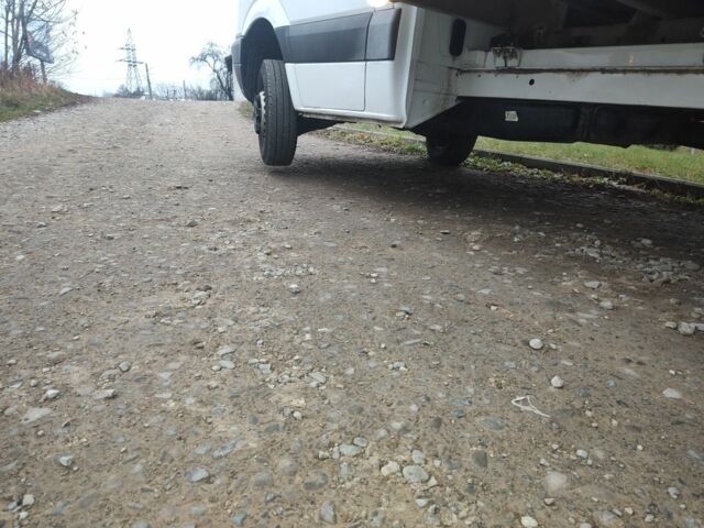 Белый Мерседес Sprinter, объемом двигателя 0 л и пробегом 450 тыс. км за 15000 $, фото 5 на Automoto.ua