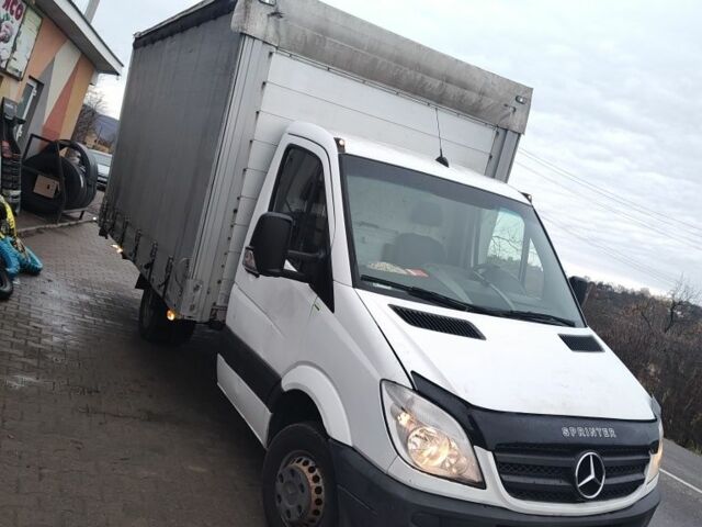 Белый Мерседес Sprinter, объемом двигателя 0 л и пробегом 450 тыс. км за 15000 $, фото 3 на Automoto.ua