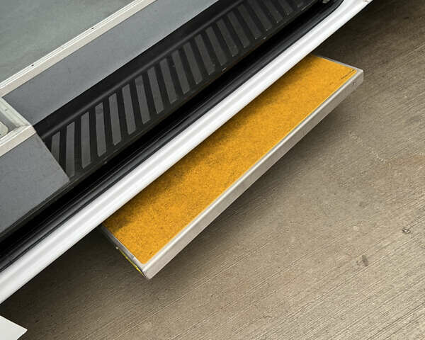 Білий Мерседес Sprinter, об'ємом двигуна 2.2 л та пробігом 329 тис. км за 22900 $, фото 61 на Automoto.ua