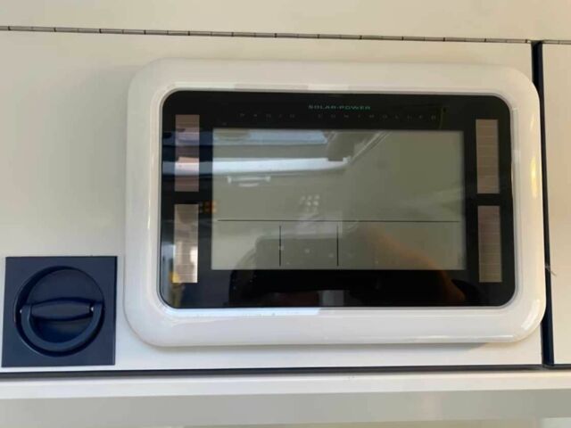 Белый Мерседес Sprinter, объемом двигателя 2.2 л и пробегом 332 тыс. км за 28358 $, фото 18 на Automoto.ua