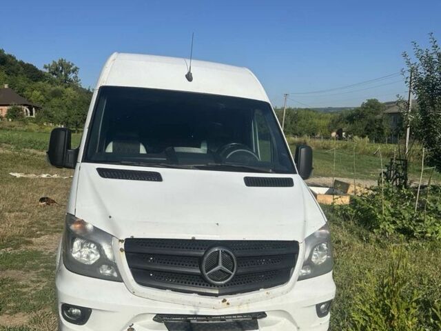 Білий Мерседес Sprinter, об'ємом двигуна 3 л та пробігом 891 тис. км за 12999 $, фото 2 на Automoto.ua