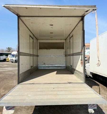 Білий Мерседес Sprinter, об'ємом двигуна 3.22 л та пробігом 250 тис. км за 14500 $, фото 2 на Automoto.ua