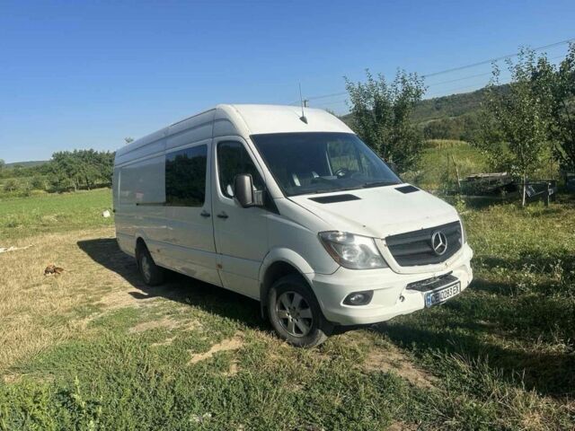 Білий Мерседес Sprinter, об'ємом двигуна 3 л та пробігом 891 тис. км за 12999 $, фото 1 на Automoto.ua