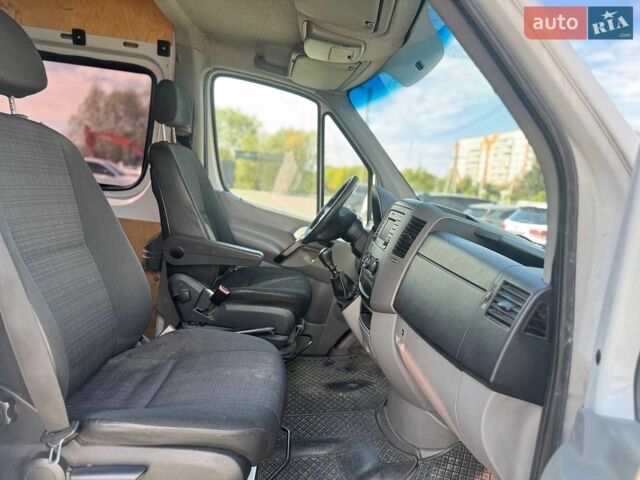 Белый Мерседес Sprinter, объемом двигателя 3 л и пробегом 443 тыс. км за 16500 $, фото 9 на Automoto.ua