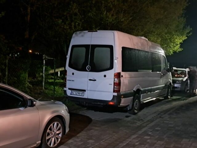 Белый Мерседес Sprinter, объемом двигателя 3 л и пробегом 977 тыс. км за 24298 $, фото 4 на Automoto.ua