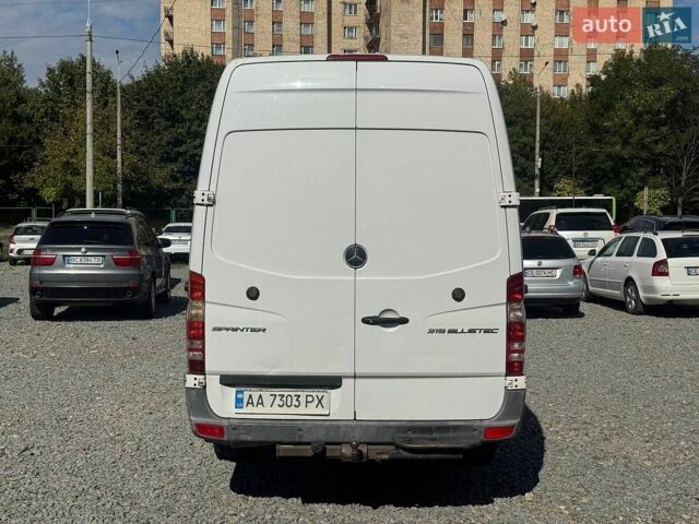 Белый Мерседес Sprinter, объемом двигателя 3 л и пробегом 443 тыс. км за 16500 $, фото 4 на Automoto.ua