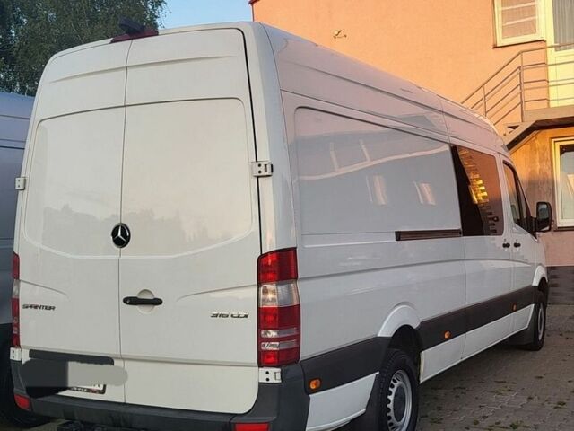 Белый Мерседес Sprinter, объемом двигателя 2.14 л и пробегом 353 тыс. км за 24300 $, фото 3 на Automoto.ua