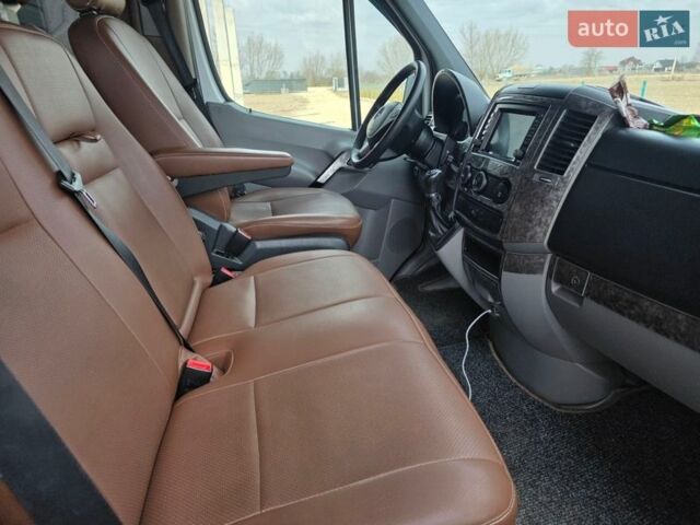 Белый Мерседес Sprinter, объемом двигателя 3 л и пробегом 51 тыс. км за 32499 $, фото 13 на Automoto.ua