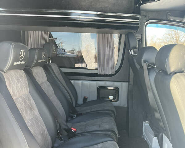 Белый Мерседес Sprinter, объемом двигателя 3 л и пробегом 470 тыс. км за 26869 $, фото 4 на Automoto.ua