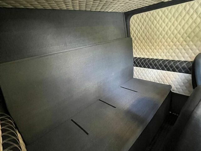 Белый Мерседес Sprinter, объемом двигателя 2.14 л и пробегом 722 тыс. км за 22300 $, фото 16 на Automoto.ua