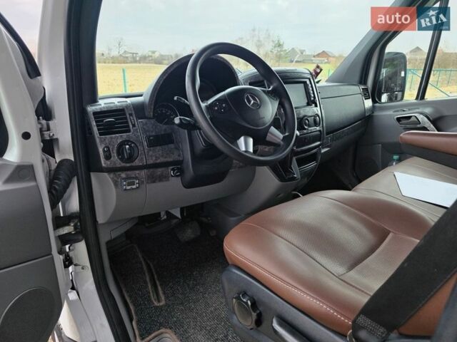 Белый Мерседес Sprinter, объемом двигателя 3 л и пробегом 51 тыс. км за 32499 $, фото 12 на Automoto.ua