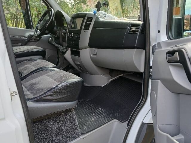 Белый Мерседес Sprinter, объемом двигателя 2.1 л и пробегом 1 тыс. км за 24500 $, фото 4 на Automoto.ua