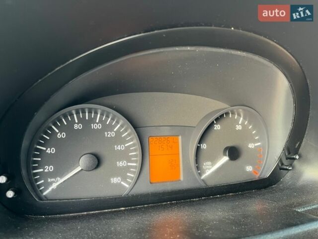 Белый Мерседес Sprinter, объемом двигателя 2.14 л и пробегом 229 тыс. км за 23500 $, фото 7 на Automoto.ua