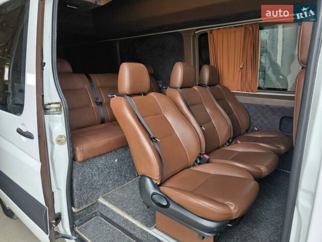 Белый Мерседес Sprinter, объемом двигателя 3 л и пробегом 51 тыс. км за 32499 $, фото 17 на Automoto.ua