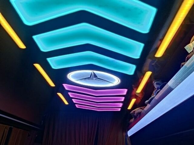 Белый Мерседес Sprinter, объемом двигателя 2.69 л и пробегом 419 тыс. км за 26999 $, фото 18 на Automoto.ua