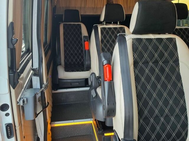 Белый Мерседес Sprinter, объемом двигателя 2.2 л и пробегом 599 тыс. км за 34000 $, фото 8 на Automoto.ua