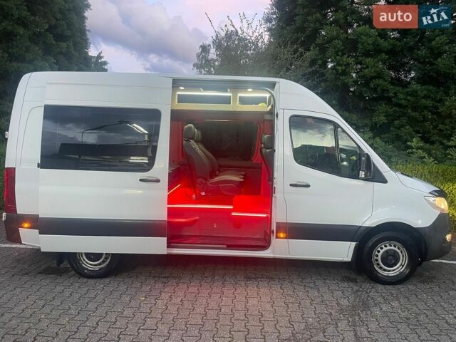 Белый Мерседес Sprinter, объемом двигателя 2.2 л и пробегом 500 тыс. км за 27000 $, фото 9 на Automoto.ua