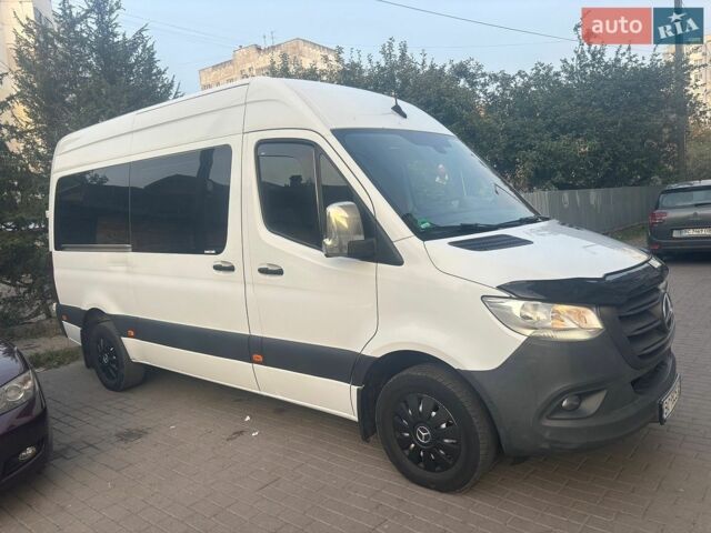 Белый Мерседес Sprinter, объемом двигателя 2.14 л и пробегом 500 тыс. км за 25500 $, фото 3 на Automoto.ua