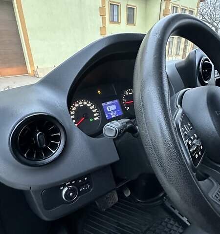 Белый Мерседес Sprinter, объемом двигателя 2.99 л и пробегом 241 тыс. км за 37900 $, фото 8 на Automoto.ua