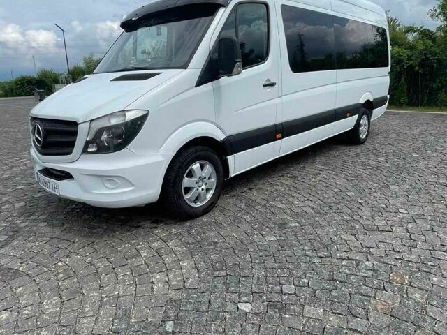 Белый Мерседес Sprinter, объемом двигателя 2.2 л и пробегом 586 тыс. км за 23500 $, фото 1 на Automoto.ua