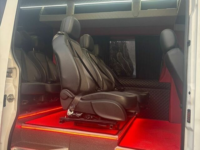 Белый Мерседес Sprinter, объемом двигателя 2.14 л и пробегом 500 тыс. км за 25500 $, фото 24 на Automoto.ua