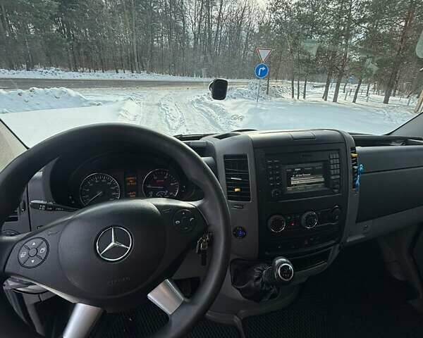 Білий Мерседес Sprinter, об'ємом двигуна 2.14 л та пробігом 659 тис. км за 25640 $, фото 5 на Automoto.ua