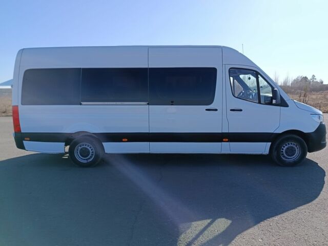 Белый Мерседес Sprinter, объемом двигателя 2.1 л и пробегом 555 тыс. км за 34500 $, фото 4 на Automoto.ua
