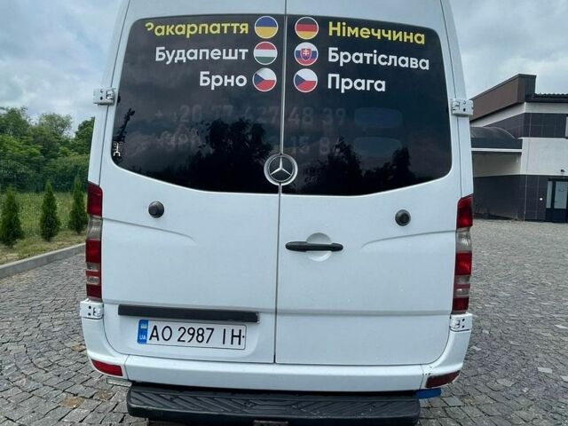 Белый Мерседес Sprinter, объемом двигателя 2.2 л и пробегом 586 тыс. км за 23500 $, фото 5 на Automoto.ua