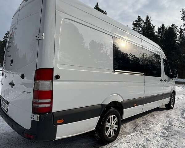 Білий Мерседес Sprinter, об'ємом двигуна 2.14 л та пробігом 659 тис. км за 25640 $, фото 3 на Automoto.ua