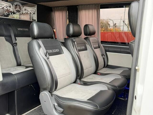 Белый Мерседес Sprinter, объемом двигателя 2.14 л и пробегом 624 тыс. км за 27500 $, фото 6 на Automoto.ua