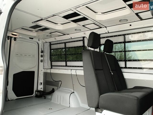 Белый Мерседес Sprinter, объемом двигателя 2.14 л и пробегом 181 тыс. км за 27500 $, фото 12 на Automoto.ua