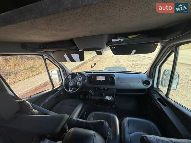 Белый Мерседес Sprinter, объемом двигателя 2.14 л и пробегом 398 тыс. км за 28000 $, фото 19 на Automoto.ua
