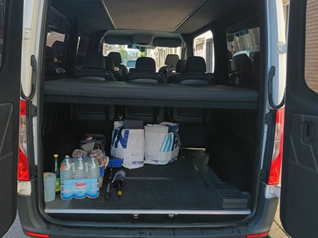 Белый Мерседес Sprinter, объемом двигателя 2.1 л и пробегом 320 тыс. км за 30013 $, фото 4 на Automoto.ua