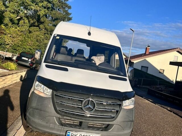 Білий Мерседес Sprinter, об'ємом двигуна 2.2 л та пробігом 300 тис. км за 32000 $, фото 2 на Automoto.ua