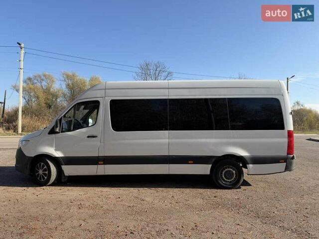 Белый Мерседес Sprinter, объемом двигателя 2.14 л и пробегом 398 тыс. км за 28000 $, фото 6 на Automoto.ua