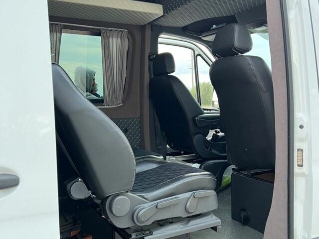 Білий Мерседес Sprinter, об'ємом двигуна 2.14 л та пробігом 391 тис. км за 30000 $, фото 15 на Automoto.ua