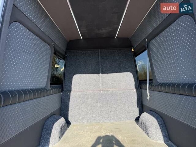 Белый Мерседес Sprinter, объемом двигателя 2.14 л и пробегом 398 тыс. км за 28000 $, фото 16 на Automoto.ua