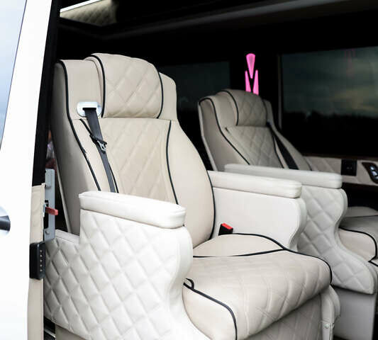Белый Мерседес Sprinter, объемом двигателя 1.95 л и пробегом 270 тыс. км за 59900 $, фото 4 на Automoto.ua