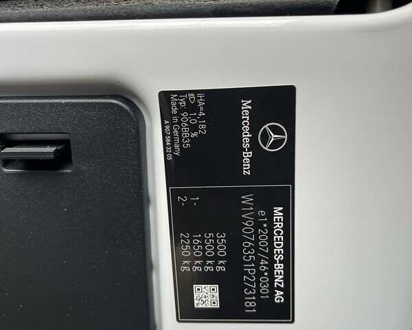 Білий Мерседес Sprinter, об'ємом двигуна 2.2 л та пробігом 121 тис. км за 30000 $, фото 20 на Automoto.ua