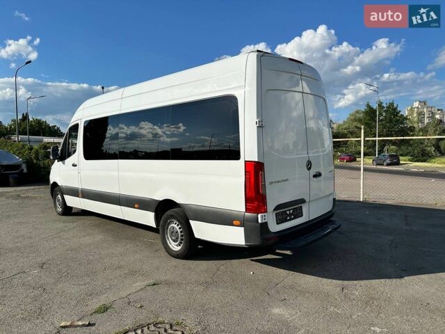 Белый Мерседес Sprinter, объемом двигателя 2.14 л и пробегом 312 тыс. км за 29999 $, фото 37 на Automoto.ua