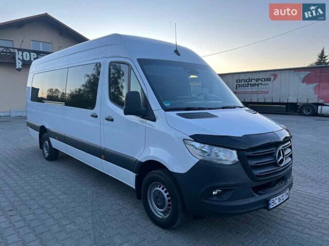Белый Мерседес Sprinter, объемом двигателя 2.14 л и пробегом 375 тыс. км за 41500 $, фото 7 на Automoto.ua