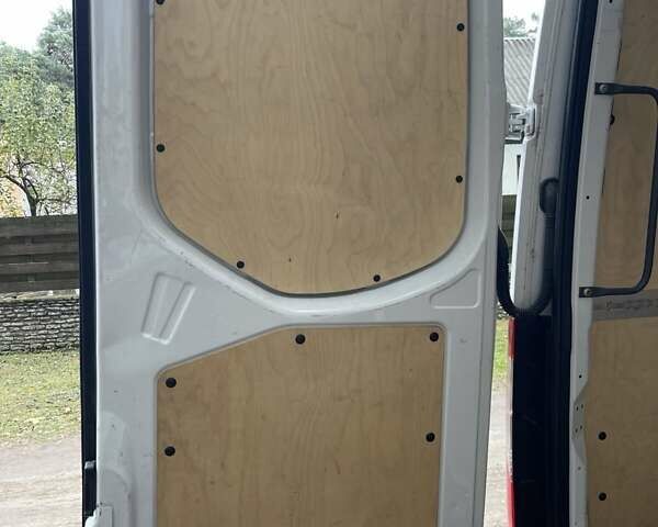 Білий Мерседес Sprinter, об'ємом двигуна 2.2 л та пробігом 121 тис. км за 30000 $, фото 14 на Automoto.ua