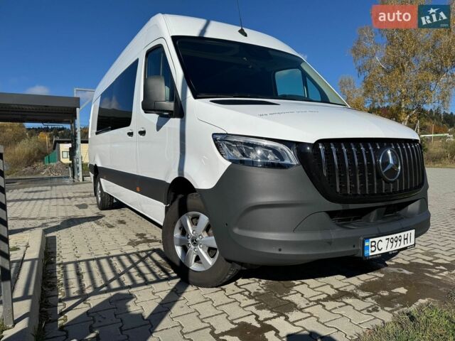 Белый Мерседес Sprinter, объемом двигателя 1.95 л и пробегом 350 тыс. км за 40000 $, фото 19 на Automoto.ua
