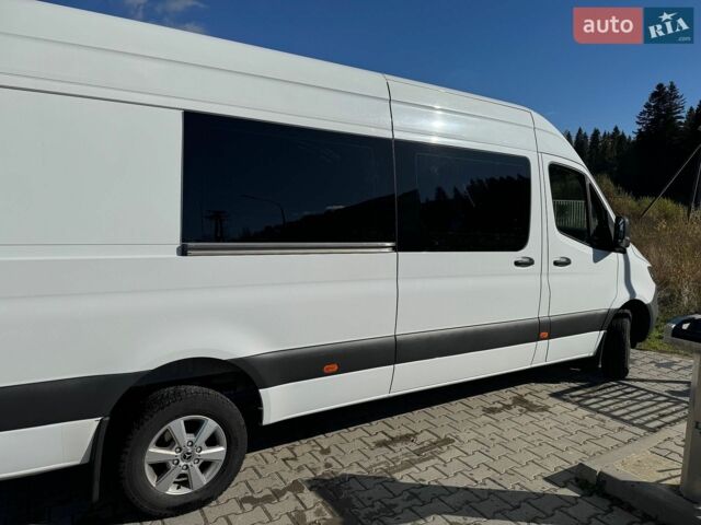 Белый Мерседес Sprinter, объемом двигателя 1.95 л и пробегом 350 тыс. км за 40000 $, фото 10 на Automoto.ua