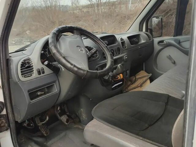 Белый Мерседес Sprinter, объемом двигателя 2.1 л и пробегом 277 тыс. км за 3367 $, фото 4 на Automoto.ua