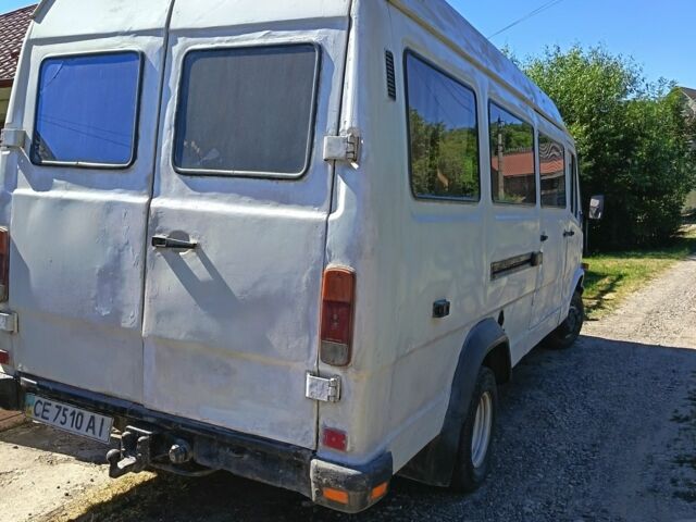Белый Мерседес Sprinter, объемом двигателя 2.9 л и пробегом 300 тыс. км за 2200 $, фото 1 на Automoto.ua